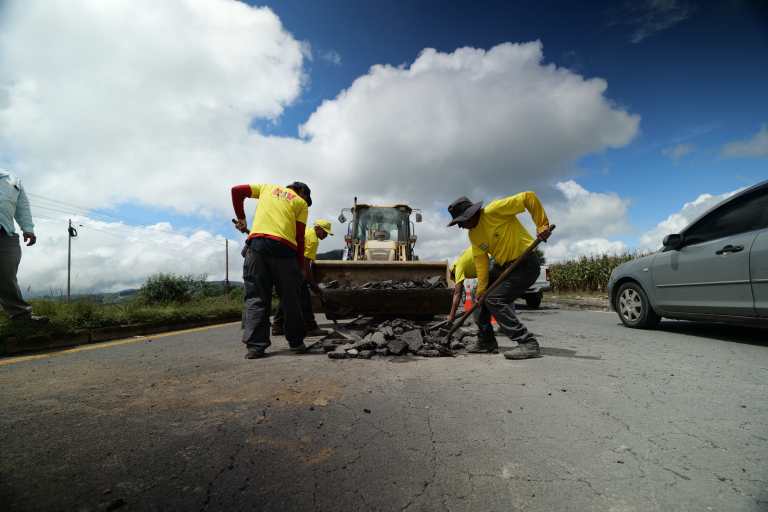 Covial promete mantener 6 mil kilómetros de carreteras, y asegura que será sin retrasos en el 2