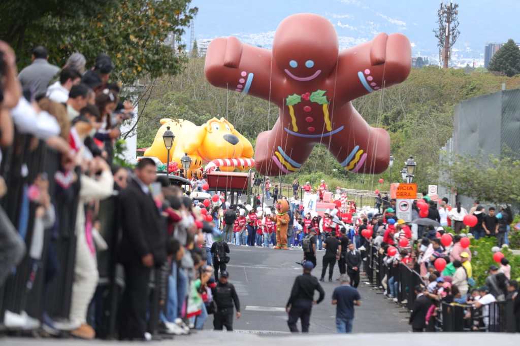 Desfile de Globos Gigantes 1 - Galleta de jengibre