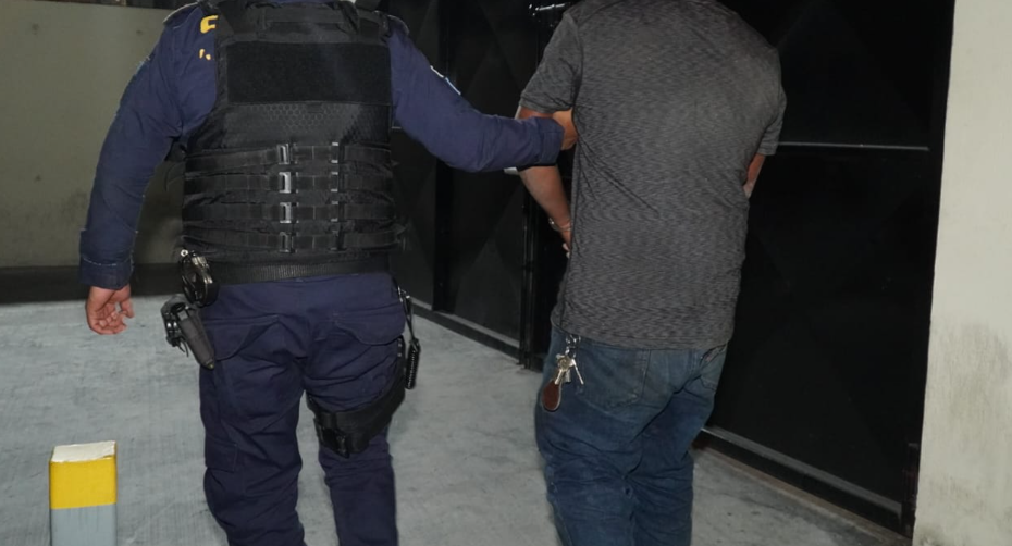 Vecinos pretendían vapulear a hombre señalado de intentar abusar de una niña en la colonia La Reformita