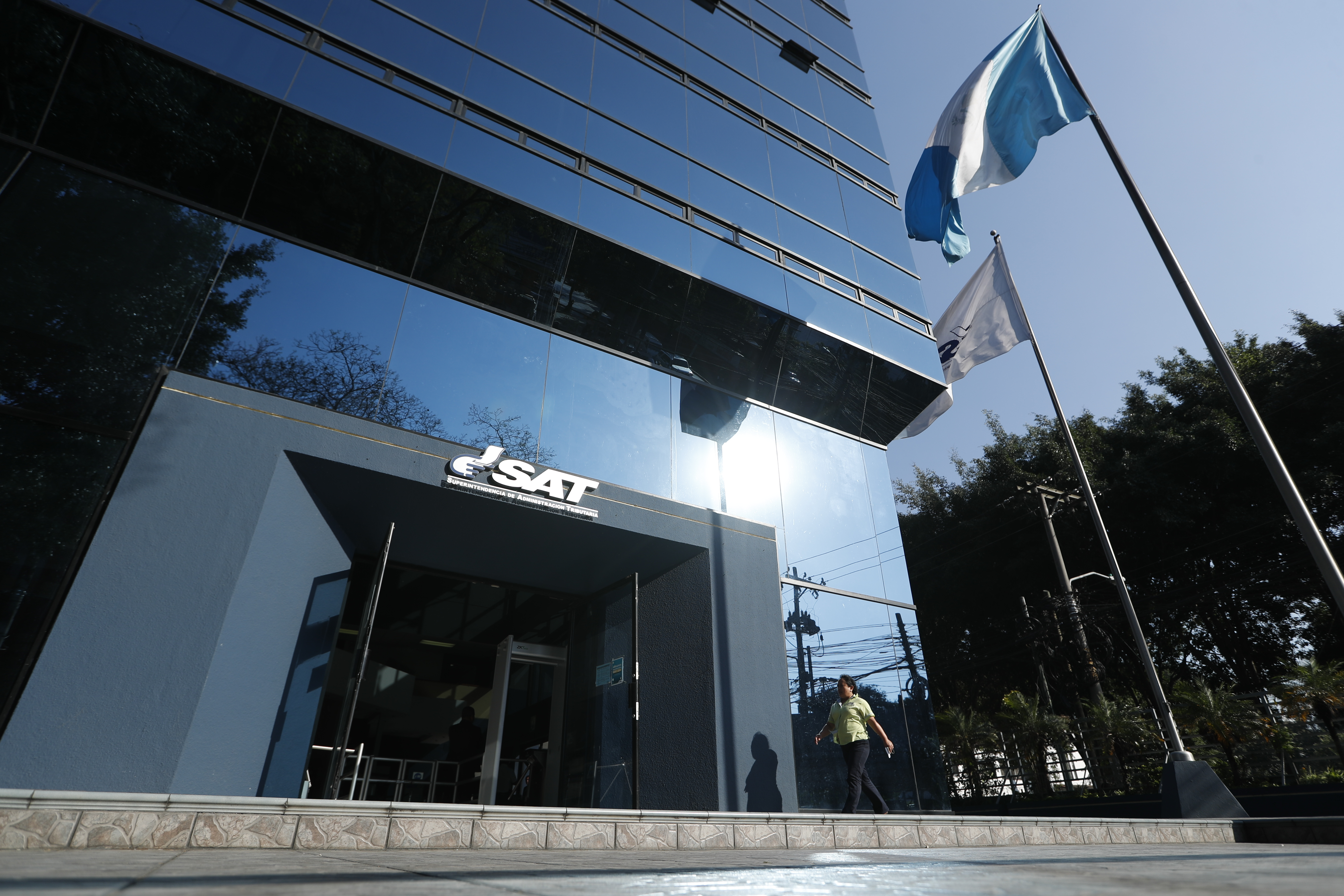 Sede central de la SAT en la zona 9 de la Ciudad de Guatemala