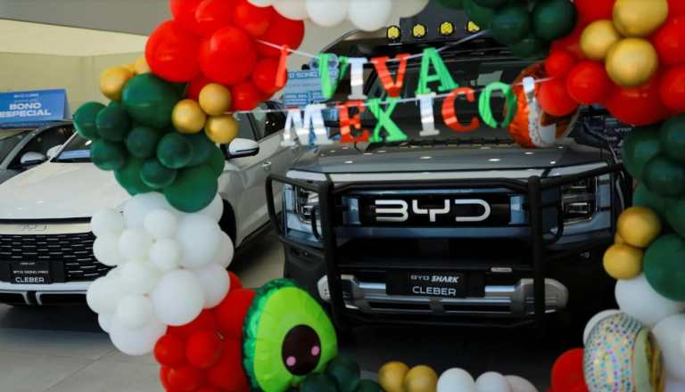 México impone aranceles del 5