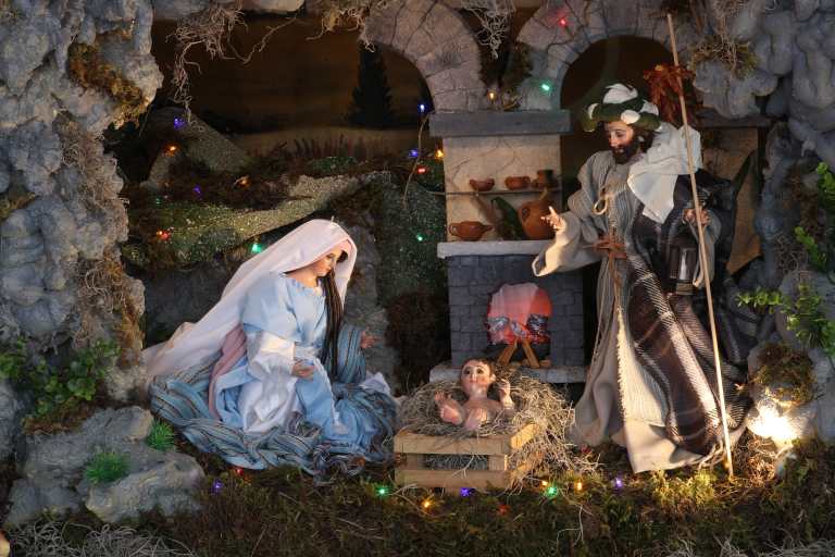 Familia de Quetzaltenango gana el Concurso de Nacimientos 2