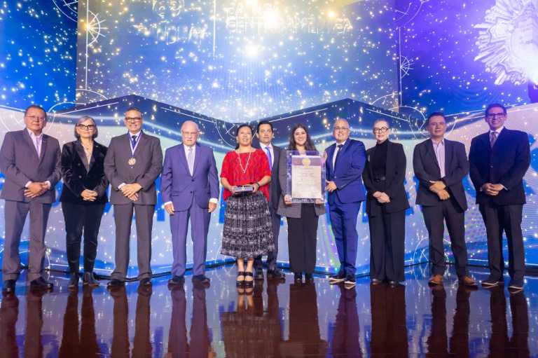 Intecap entrega el Galardón a la Productividad y Competitividad “Ricardo Castillo Sinibaldi” del 2