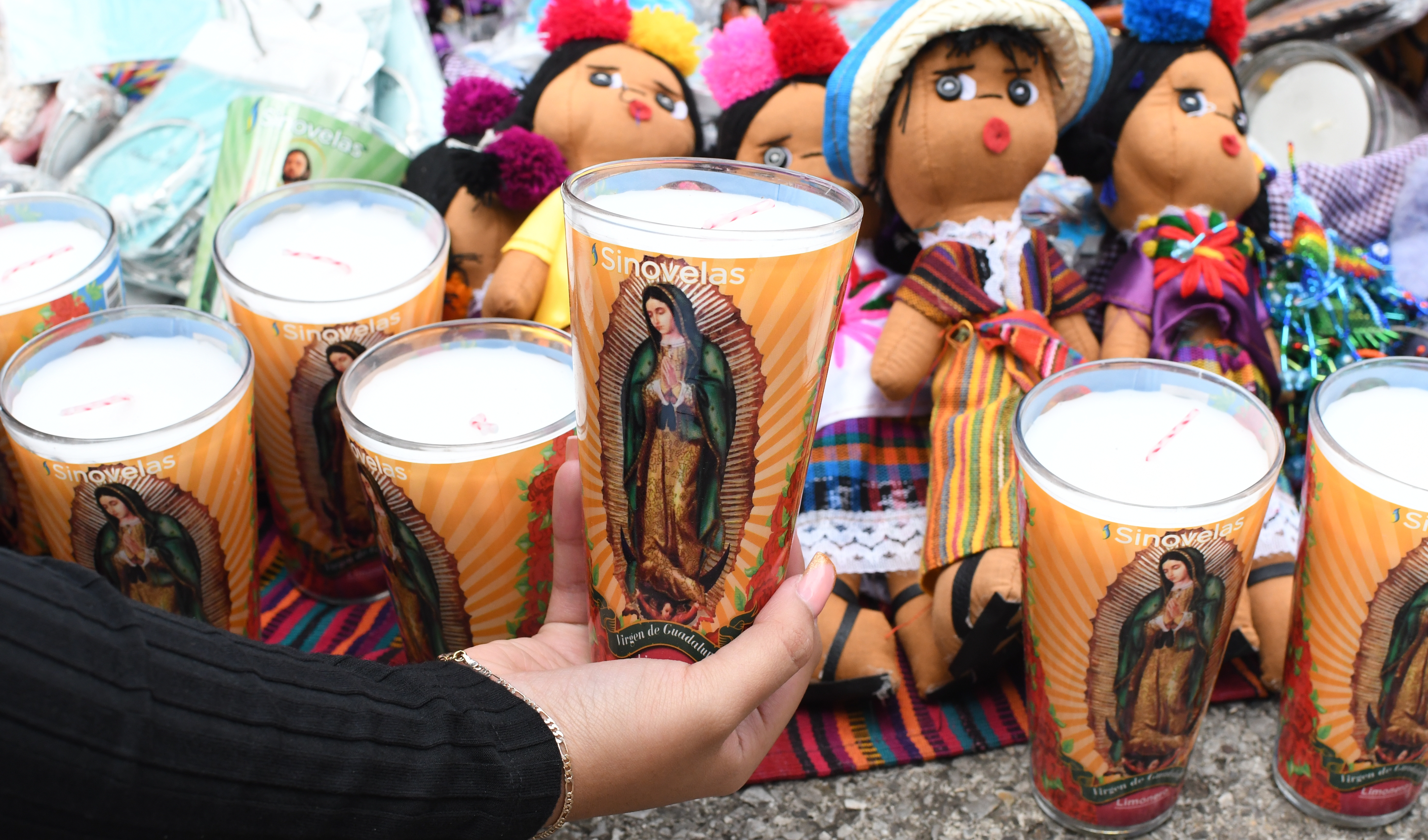 Celebración a la Virgen de Guadalupe moviliza a familias, comerciantes y devotos en la capital