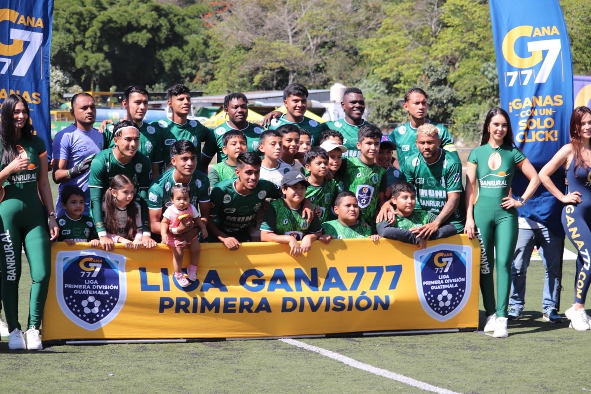 Nueva Santa Rosa protagoniza remontada heroica y se corona campeón de la Primera División tras vencer 4-0 a San Pedro FC