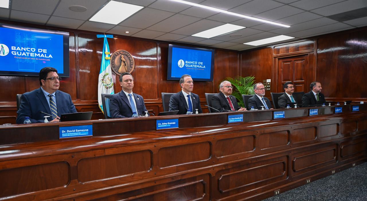 Envío de remesas podría verse afectado si no se aprueba con urgencia la ley contra el lavado de dinero