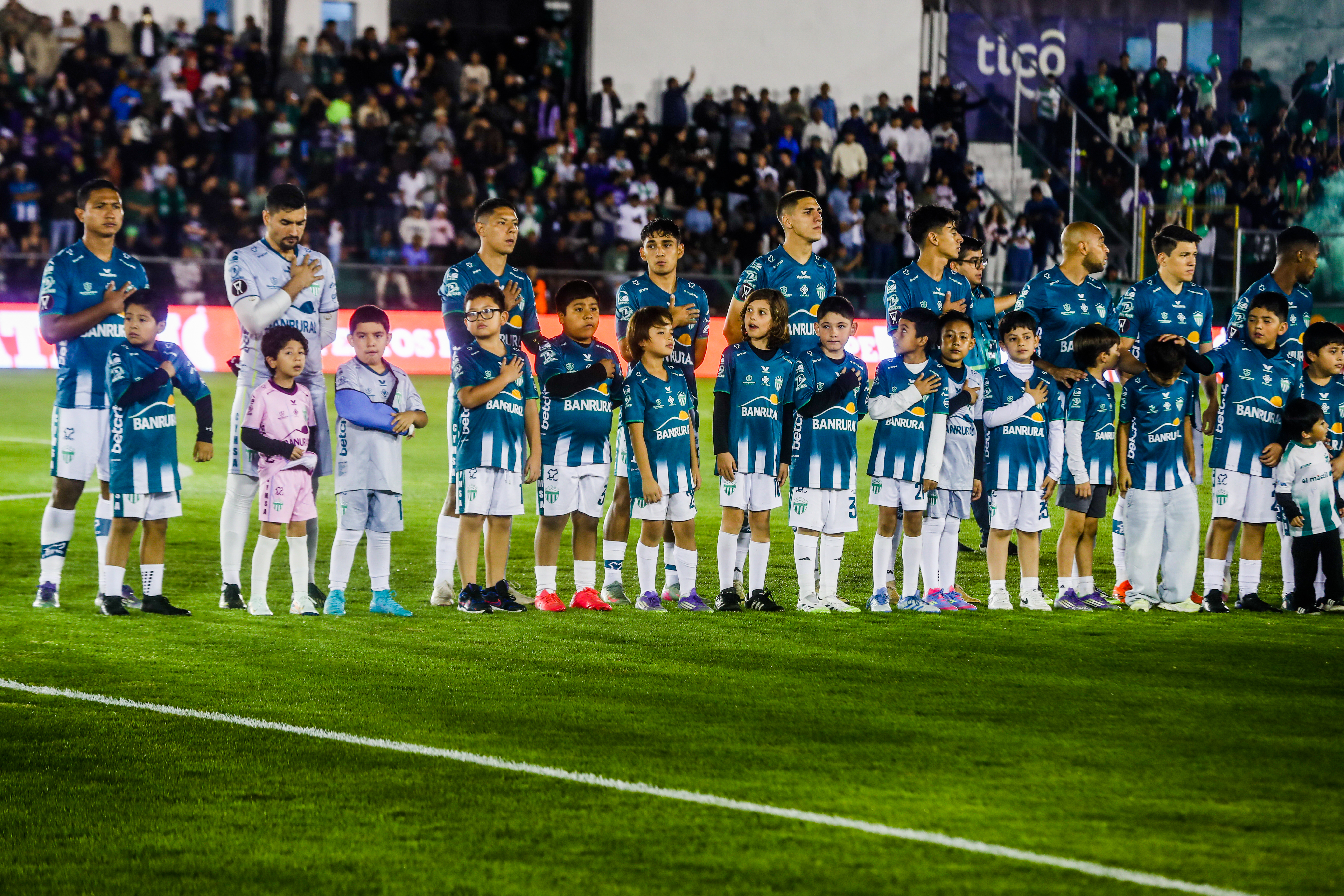 Antigua GFC vs. Municipal: Precios de las entradas para el duelo de ida de la final entre coloniales y escarlatas