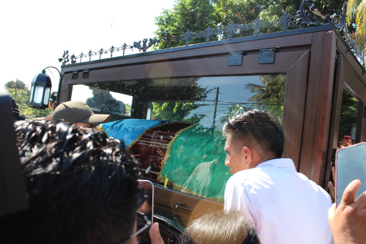 Masagua despide al alcalde Nelson Marroquín, ultimado durante desfile navideño