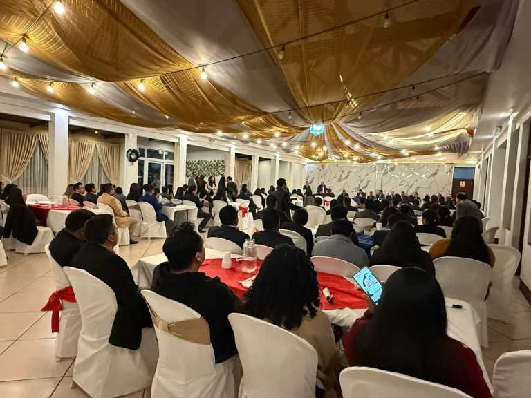 Grupos gremiales usan convivios para ganar simpatías frente a elecciones del 2