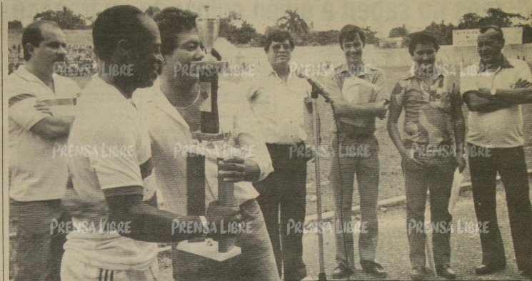 David en su retiro como futbolista profesional. (Foto Prensa Libre: Hemeroteca).