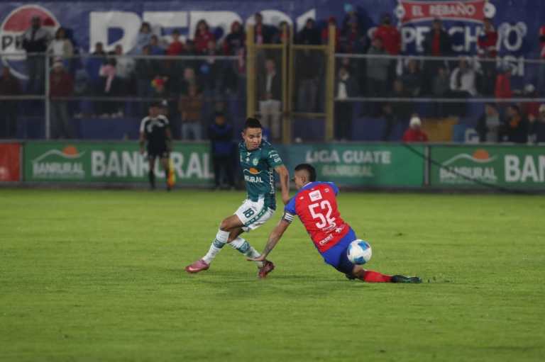 Mixco vs. Achuapa y Antigua vs. Xelajú: Choques decisivos por los últimos boletos a las semifinales del Apertura 2