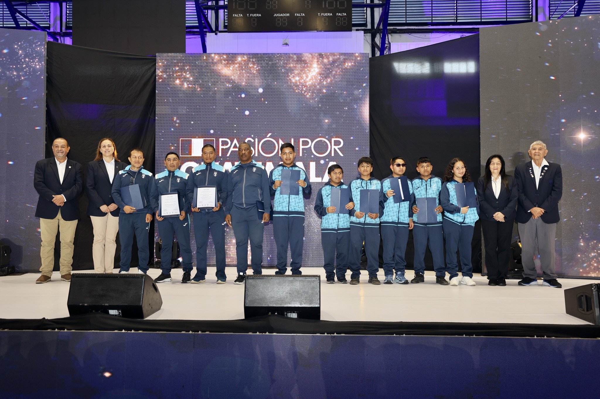 Premian a medallistas guatemaltecos de los distintos eventos deportivos de 2025