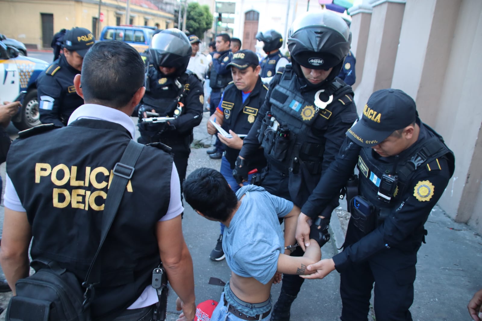 Capturan a alias “el Inconsciente”, señalado de matar a un hombre y herir a otro
