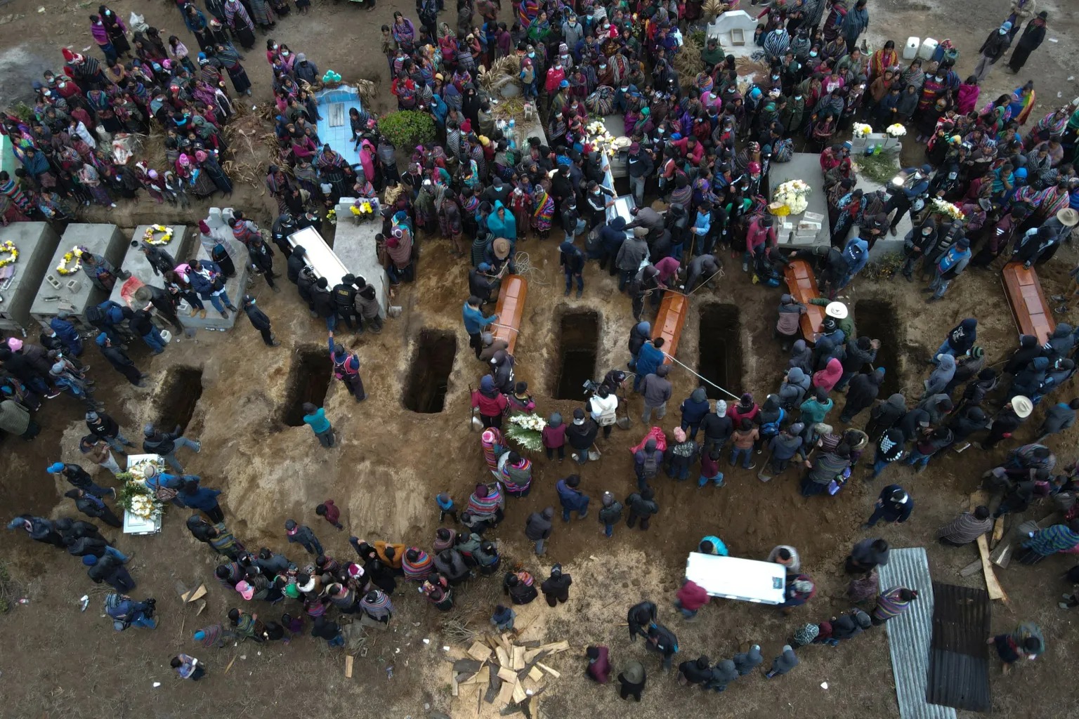 Enfrentamiento armado entre pobladores de Santa Catarina Ixtahuacán y Nahualá dejó 13 muertos en Sololá