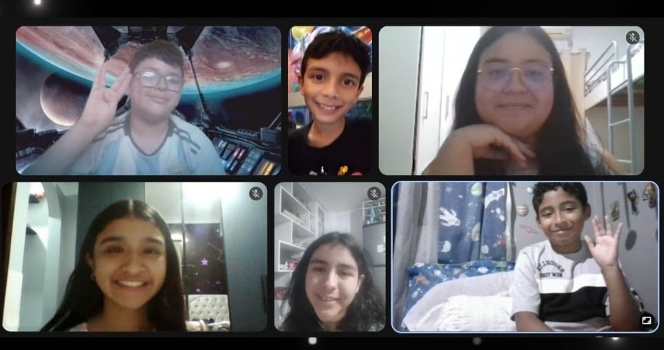 Niños de Guatemala, Honduras, Argentina, Brasil y Venezuela participan en un proyecto para presentar temas de ciencia de manera divertida. (Foto Prensa Libre: cortesía Constelación Amadic)