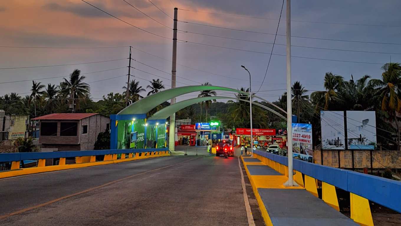 Puente Berónica Mishel en Iztapa, Escuintla, cruce hacia las playas de Monterrico tras suspensión provisional del peaje por la CC