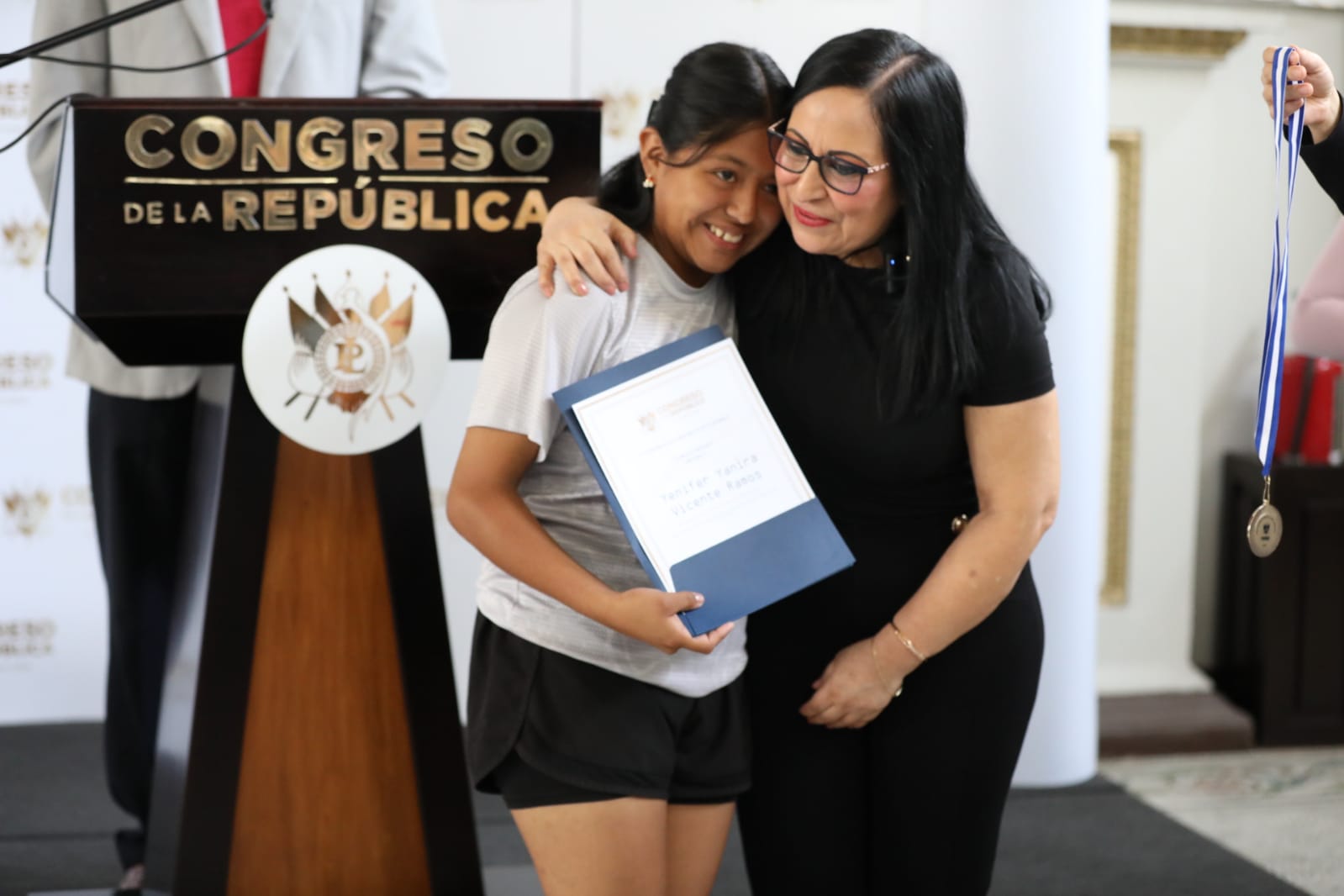 Diputada Sandra Milian es expulsada del partido Victoria tras denunciar violencia política