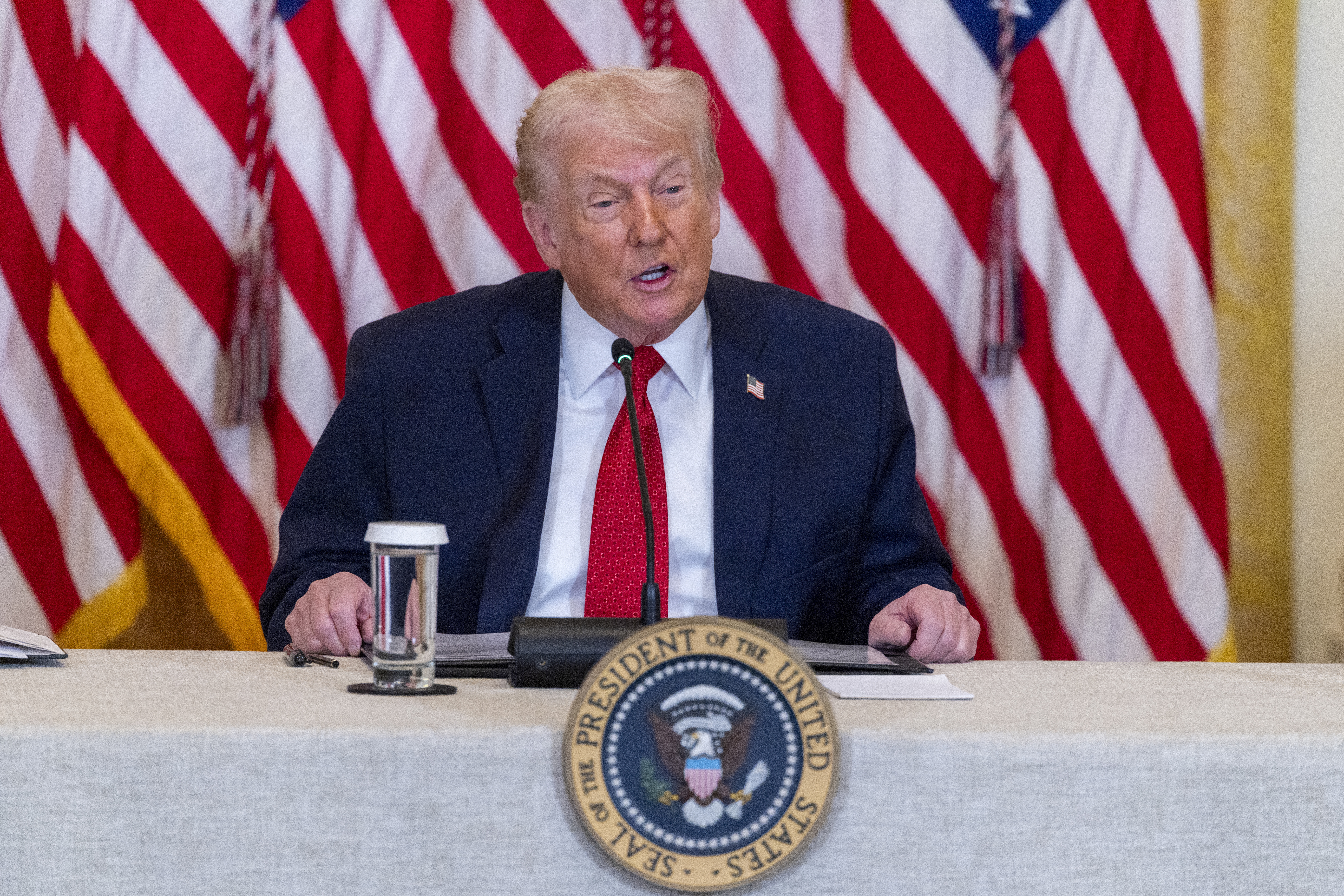 El presidente de Estados Unidos, Donald Trump. (Foto Prensa Libre: EFE/EPA/SHAWN THEW). 