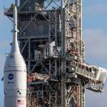 TITUSVILLE (United States), 17/01/2026.- The SLS rocket with an Orion capsule, part of the Artemis 2 mission, is being transported from the NASA's Vehicle Assembly Building to pad 39B at Kennedy Space Center in Titusville, Florida, USA, 17 August 2026. According to NASA, Artemis 2 is a crewed lunar flyby mission, the second in NASA's Artemis program, and the first human mission beyond low Earth orbit since 1972, testing spacecraft systems ahead of future Moon landings. EFE/EPA/CRISTOBAL HERRERA-ULASHKEVICH