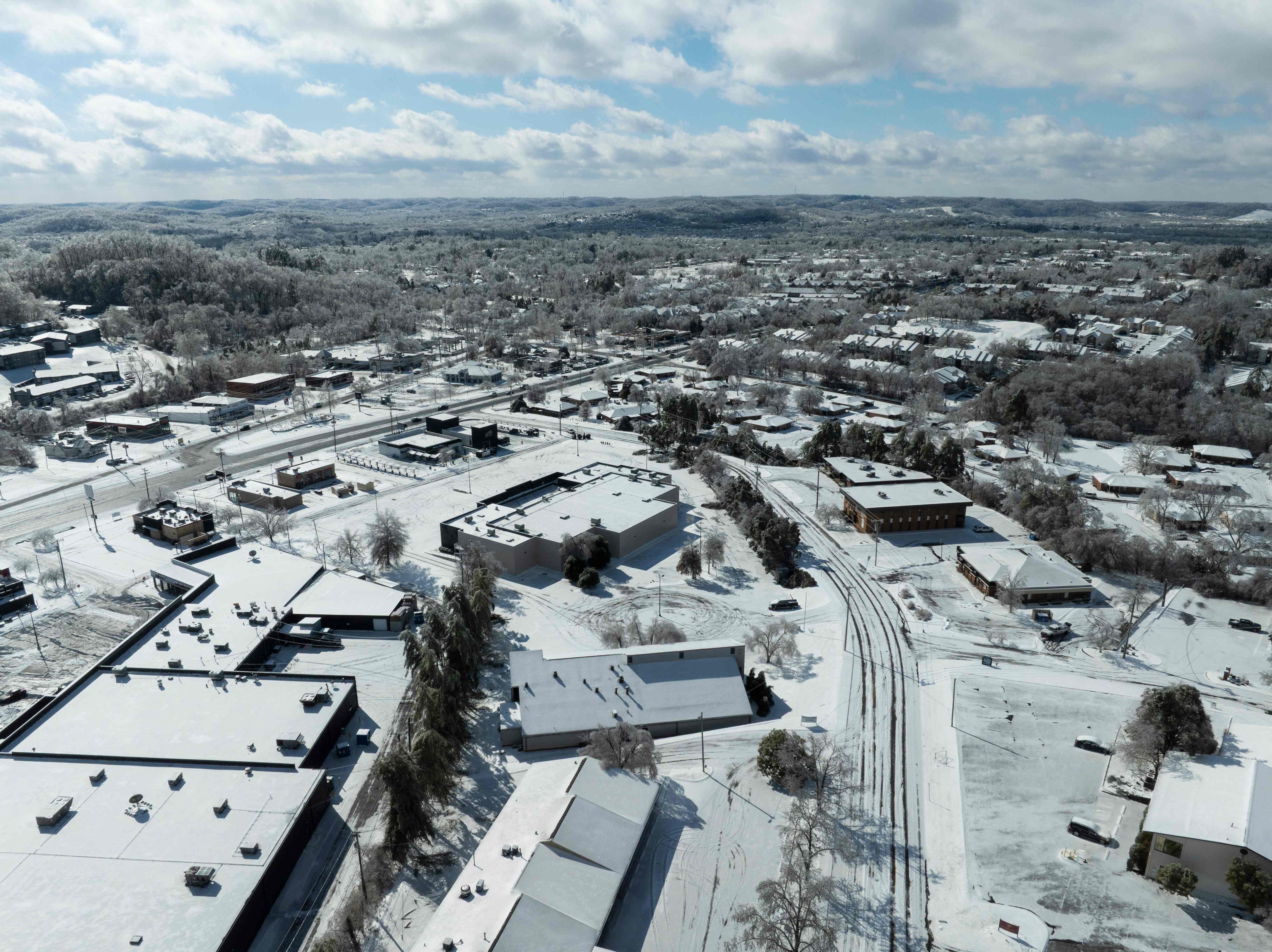 Una enorme tormenta invernal causa estragos en una amplia zona de Estados Unidos