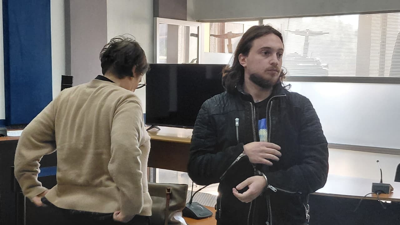 Pasaporte Falso, Extorsión y Prisión: El Drama de un Turista Georgiano en Guatemala