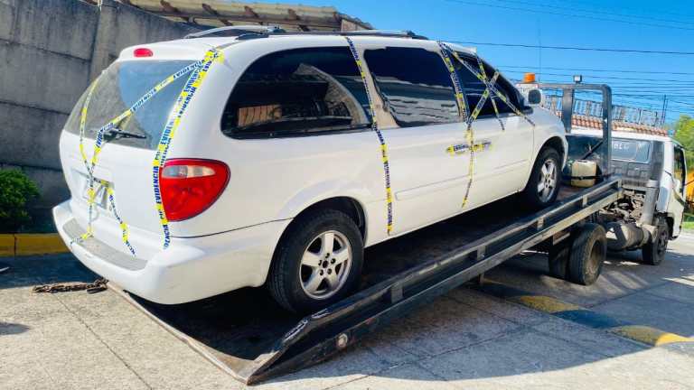 Hallan vehículo usado en ataque armado; víctima había retirado Q16