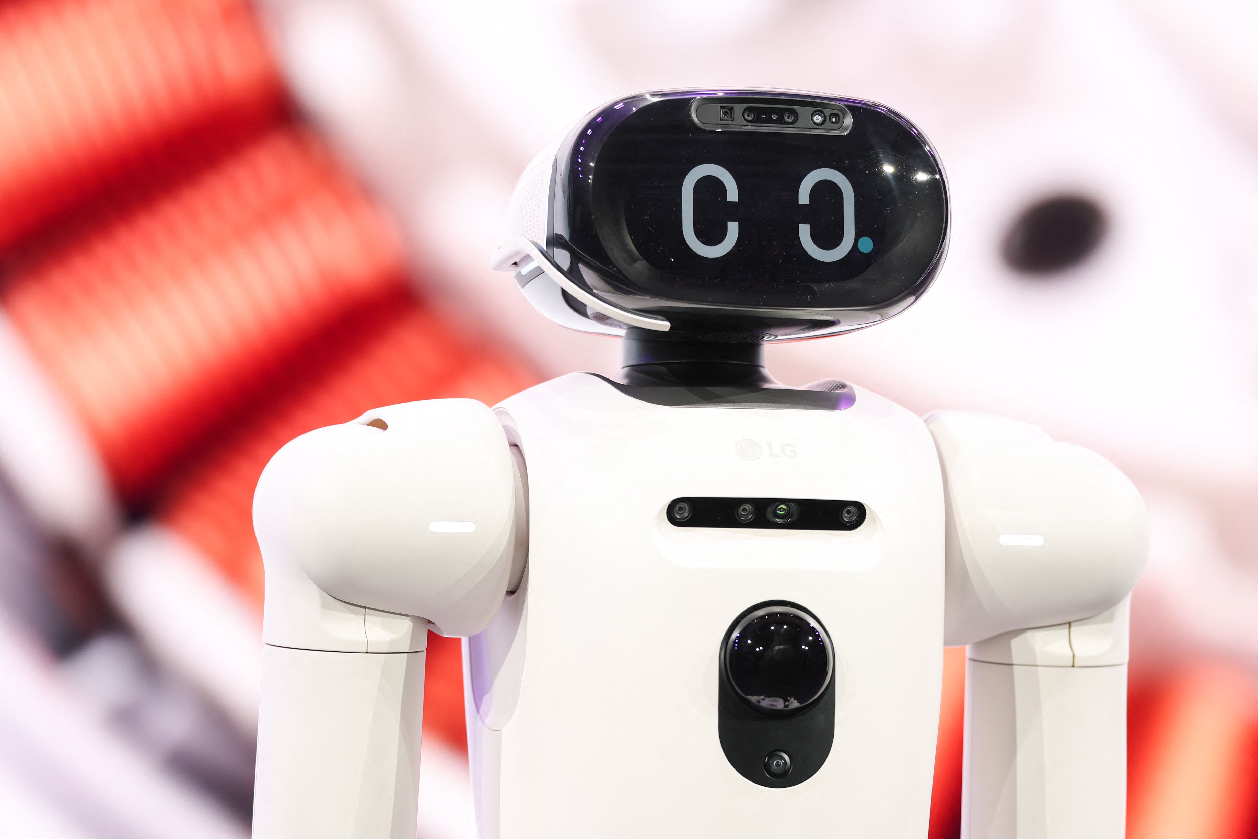 Durante la CES, podrán conocerse distintas propuestas de parte de los gigantes tecnológicos del mundo. (Foto Prensa Libre: AFP