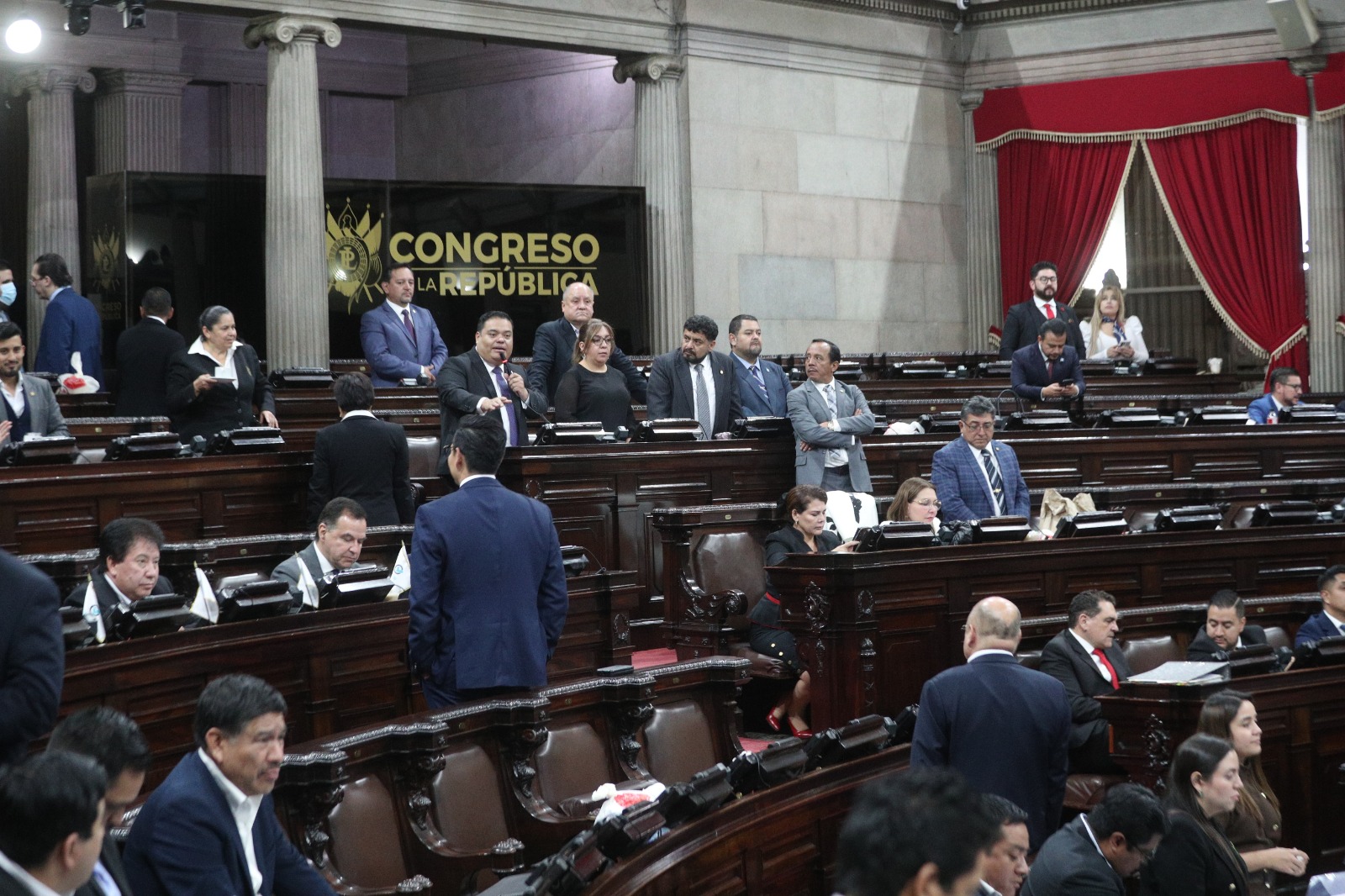 El Gobierno contará con un nuevo presupuesto de Q164 mil millones para ejecutar en el ejercicio fiscal del 2026, tras la aprobación avalada por el Congreso de la República en la sesión celebrada el martes pasado. (Foto Prensa Libre: Moisés Xec)