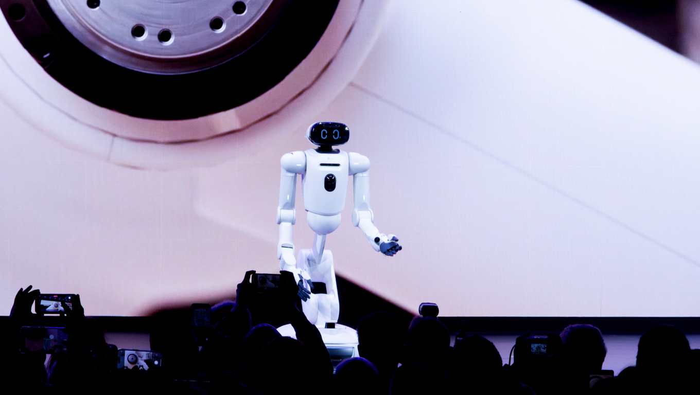 Fotografía del robot CLOiD durante la Feria de Electrónica de Consumidores 2026 (CES, en inglés) este lunes, en Las Vegas (Estados Unidos). EFE/ Luis Chacon