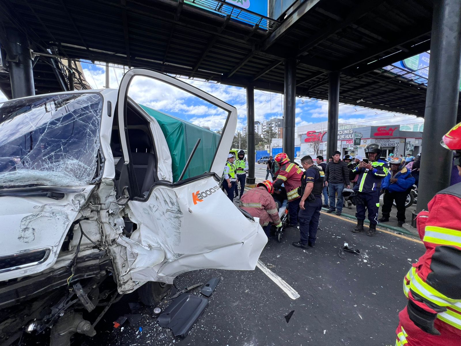 Camión Aguilar Batres Bomberos Municipales