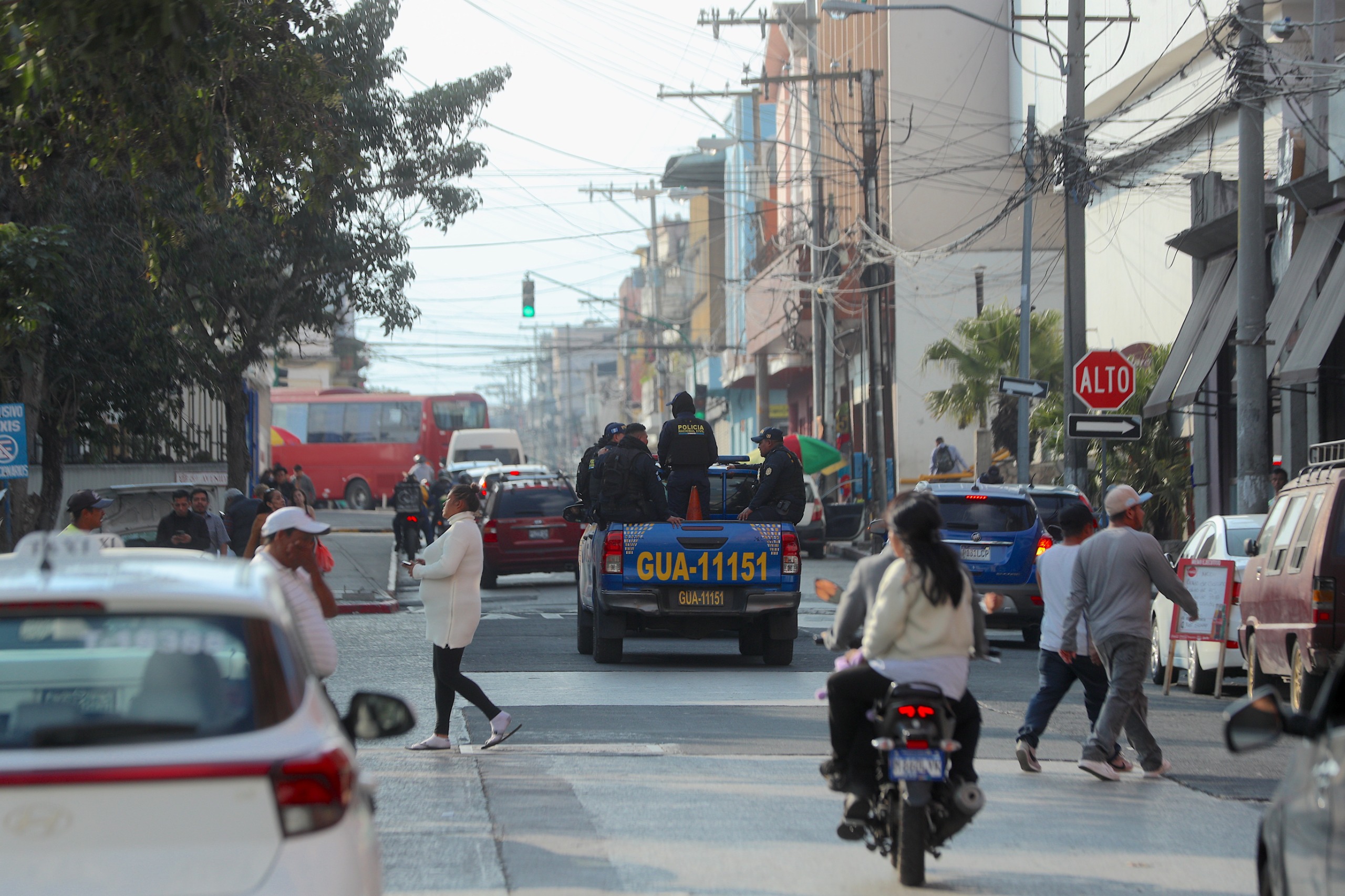 El estado de sitio y el toque de queda estarán vigentes hasta el 16 de febrero de 2026; entre las medidas destacan la suspensión de visitas a reos y acciones para garantizar la seguridad ciudadana. (Foto, Prensa Libre: Esbin García)