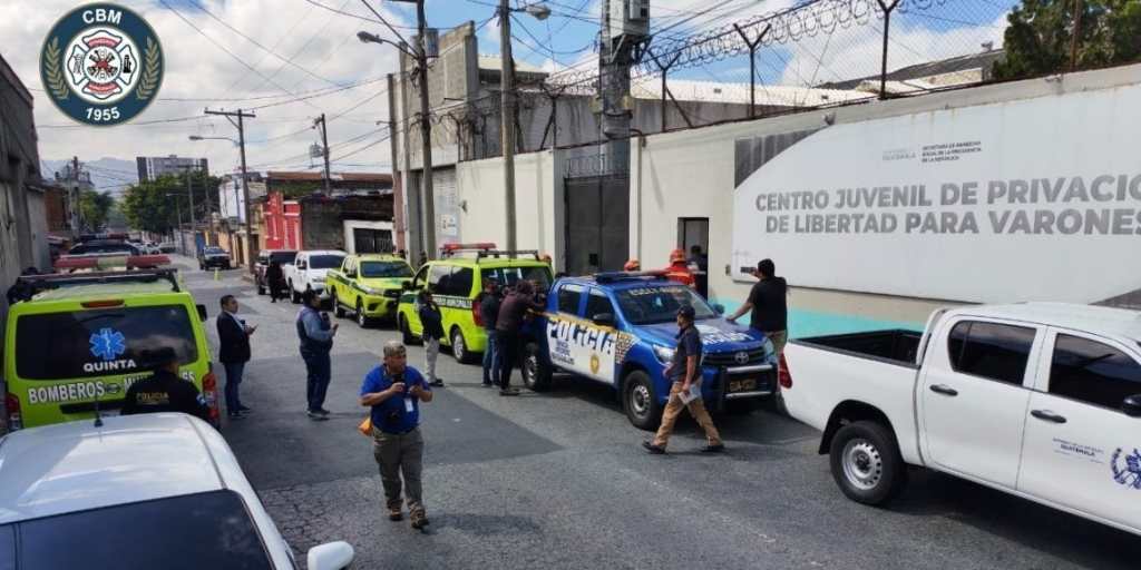 Fuerzas especiales de seguridad retoman el control del centro juvenil Las Gaviotas durante operativo del 25 de agosto de 2025.