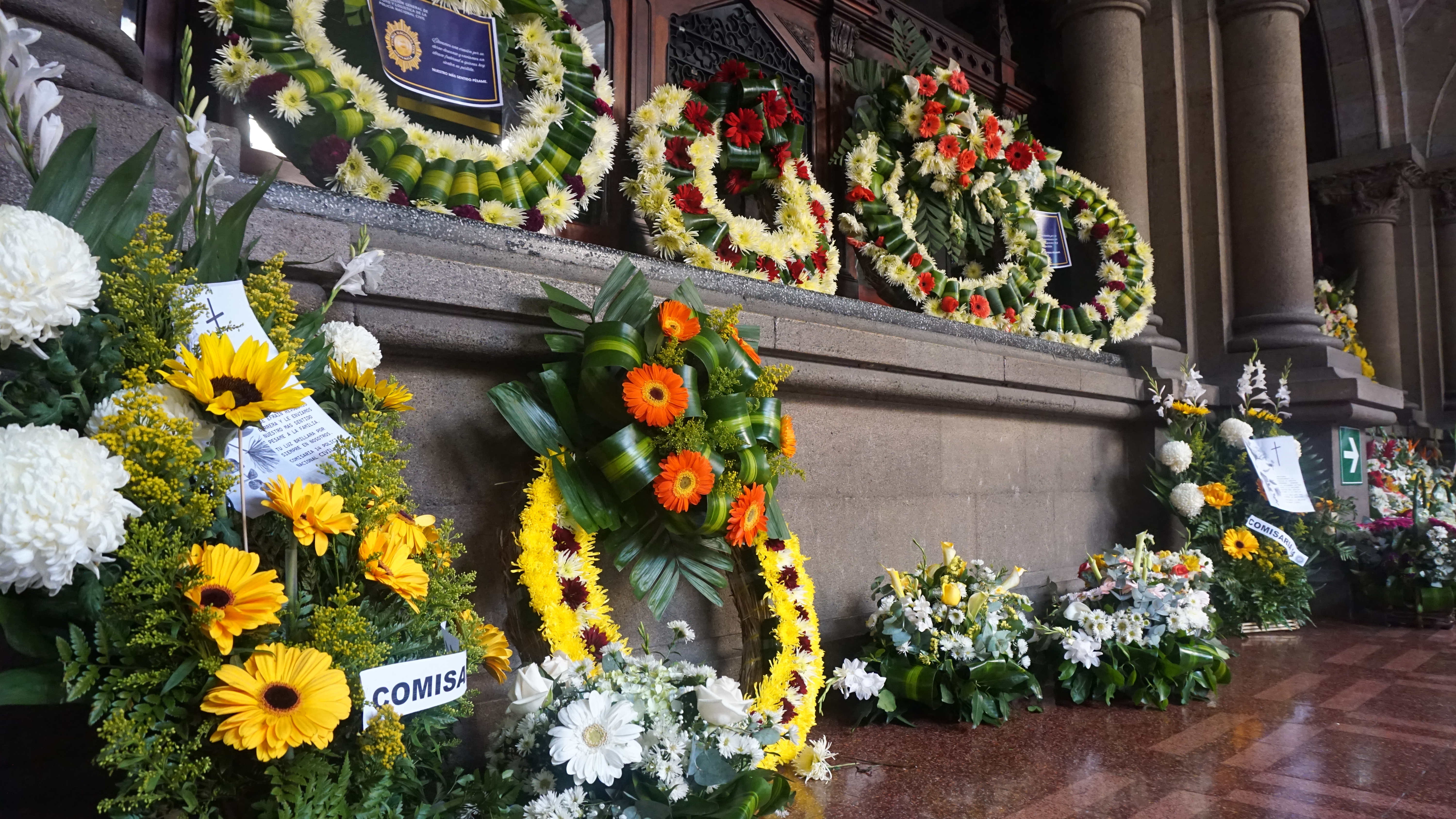 HONRAS FUNEBRES ATAQUE PNC'