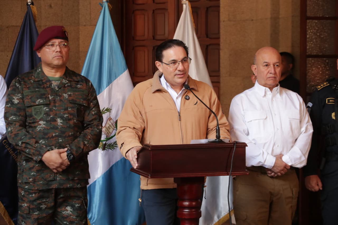 MINISTRO VILLEDA,. MOTINES