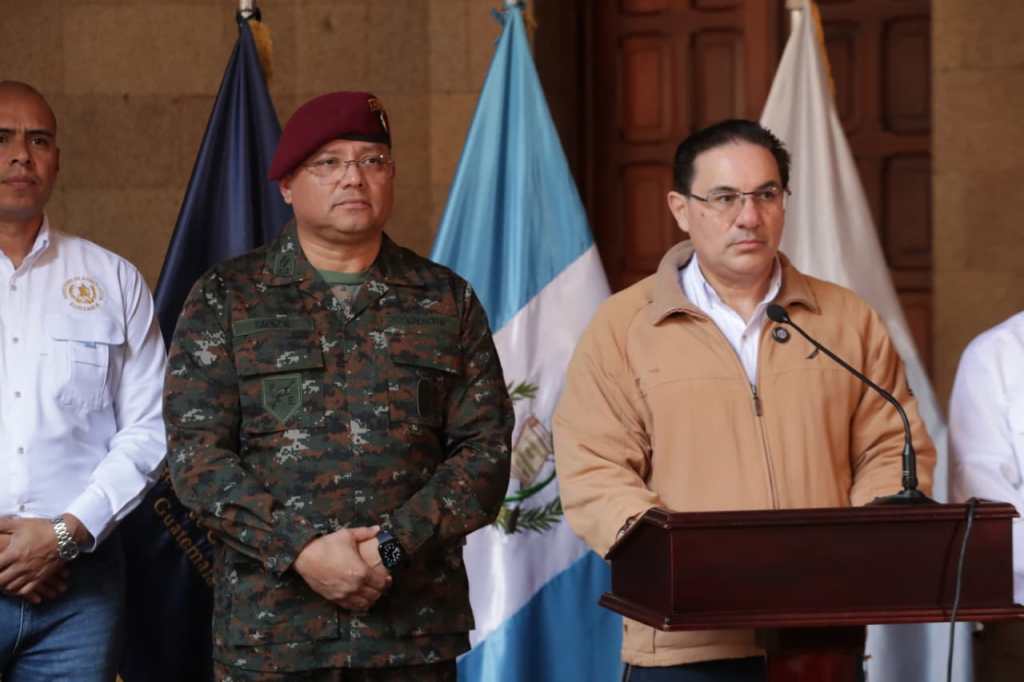 Ministros Henry Saenz y Marco Antonio Villeda