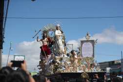 Virgen Inmaculada de la Concepción recorriendo calles y avenidas, saliendo del Santuario Expiatorio Don Bosco, en su tradicional rezado como la primera procesión de cada año, en la que familias la reciben; una tradición en la que participan niños y adultos en acción de gracias por las bendiciones recibidas. 
