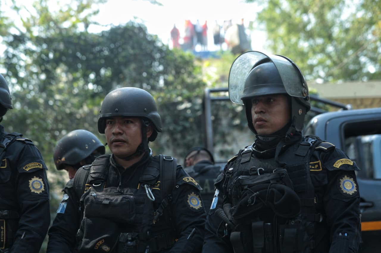 PNC cascos motín Renovación 1