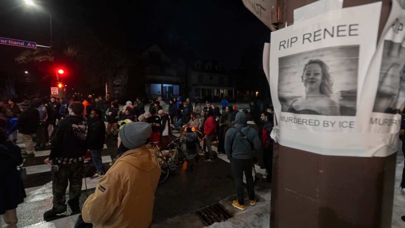 Ciudadana estadounidense muere tras ser baleada por agente del ICE en Minneapolis