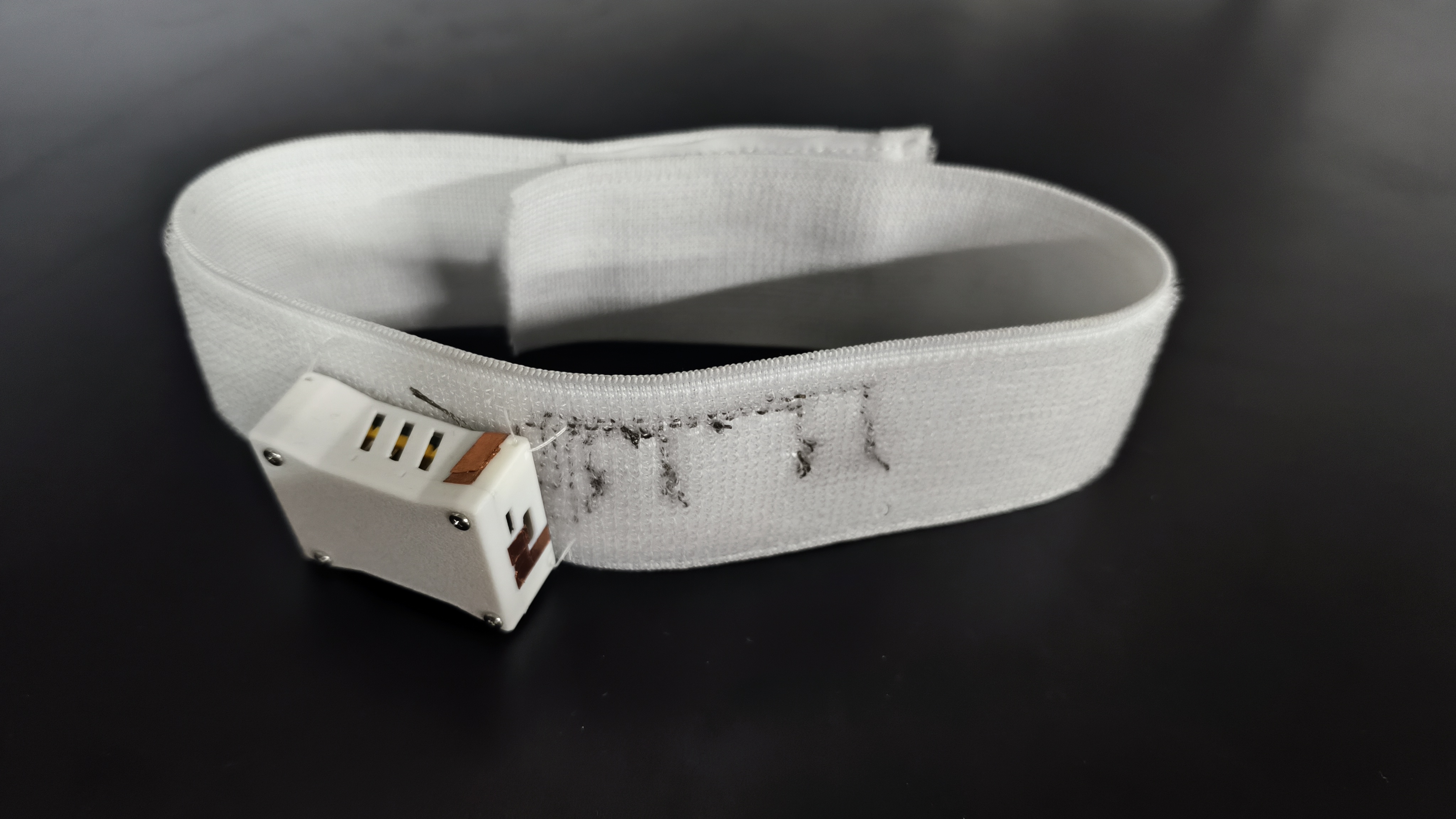 Avances médicos devuelven la voz y la visión a pacientes