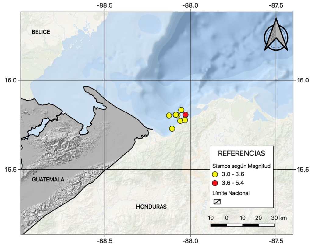 Mapa de epicentros de la secuencia sísmica frente a las costas de Izabal, con el sismo principal de magnitud 5.4 resaltado en rojo.