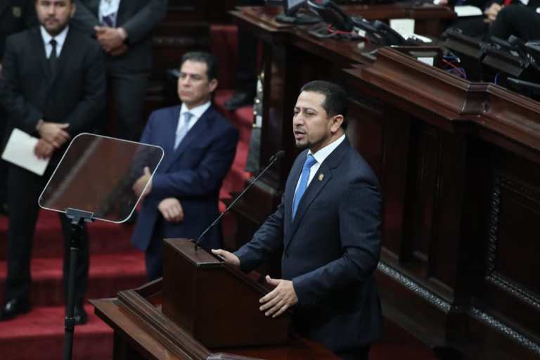 Discurso de Nery Ramos se contradice con la dinámica legislativa bajo su presidencia en el 2