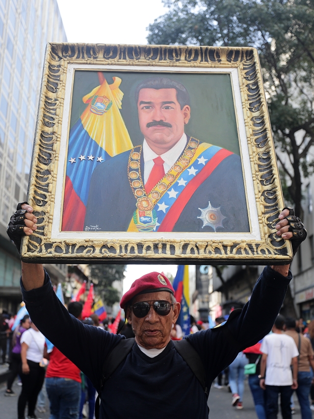 Mujeres chavistas dicen que Delcy Rodríguez "no está sola" tras asumir la presidencia