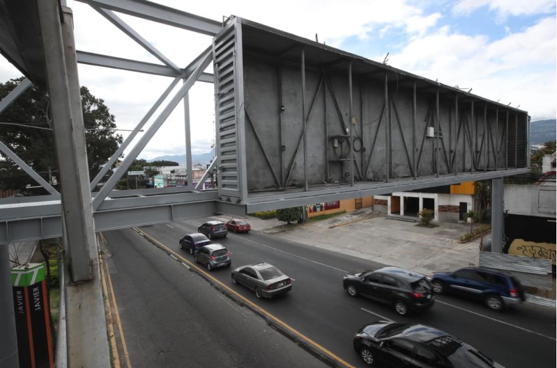 Pasarela Aguilar Batres