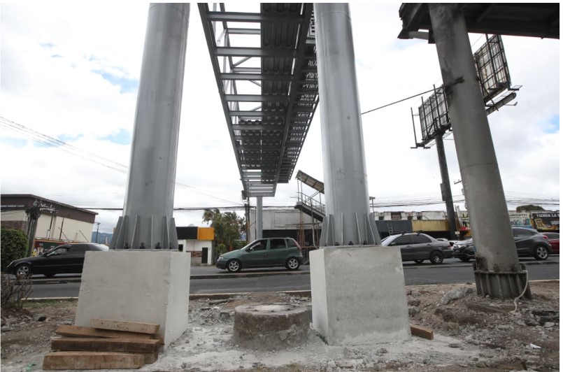 Pasarela Aguilar Batres