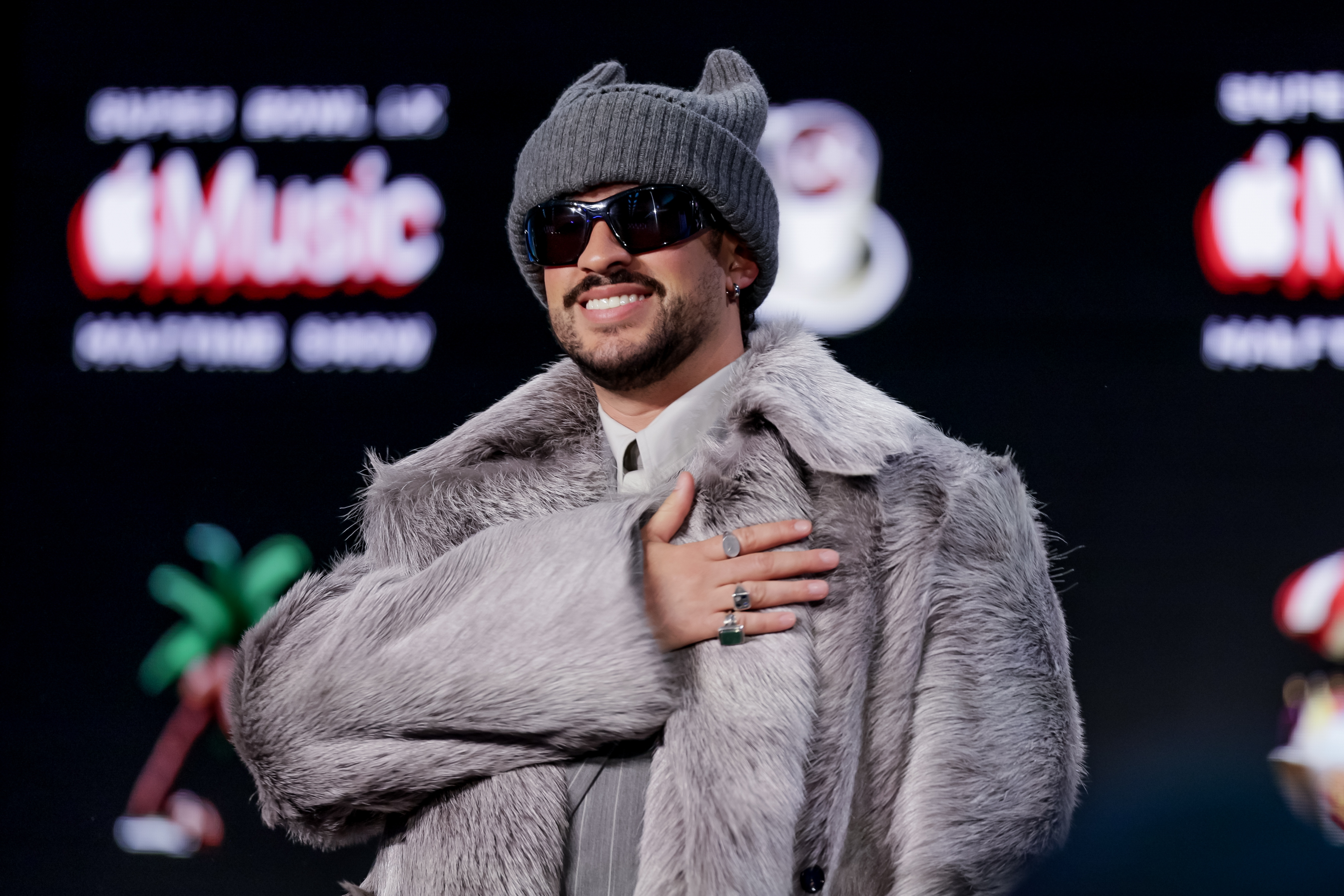 Bad Bunny multiplica sus oyentes tras encabezar el show de medio tiempo ...
