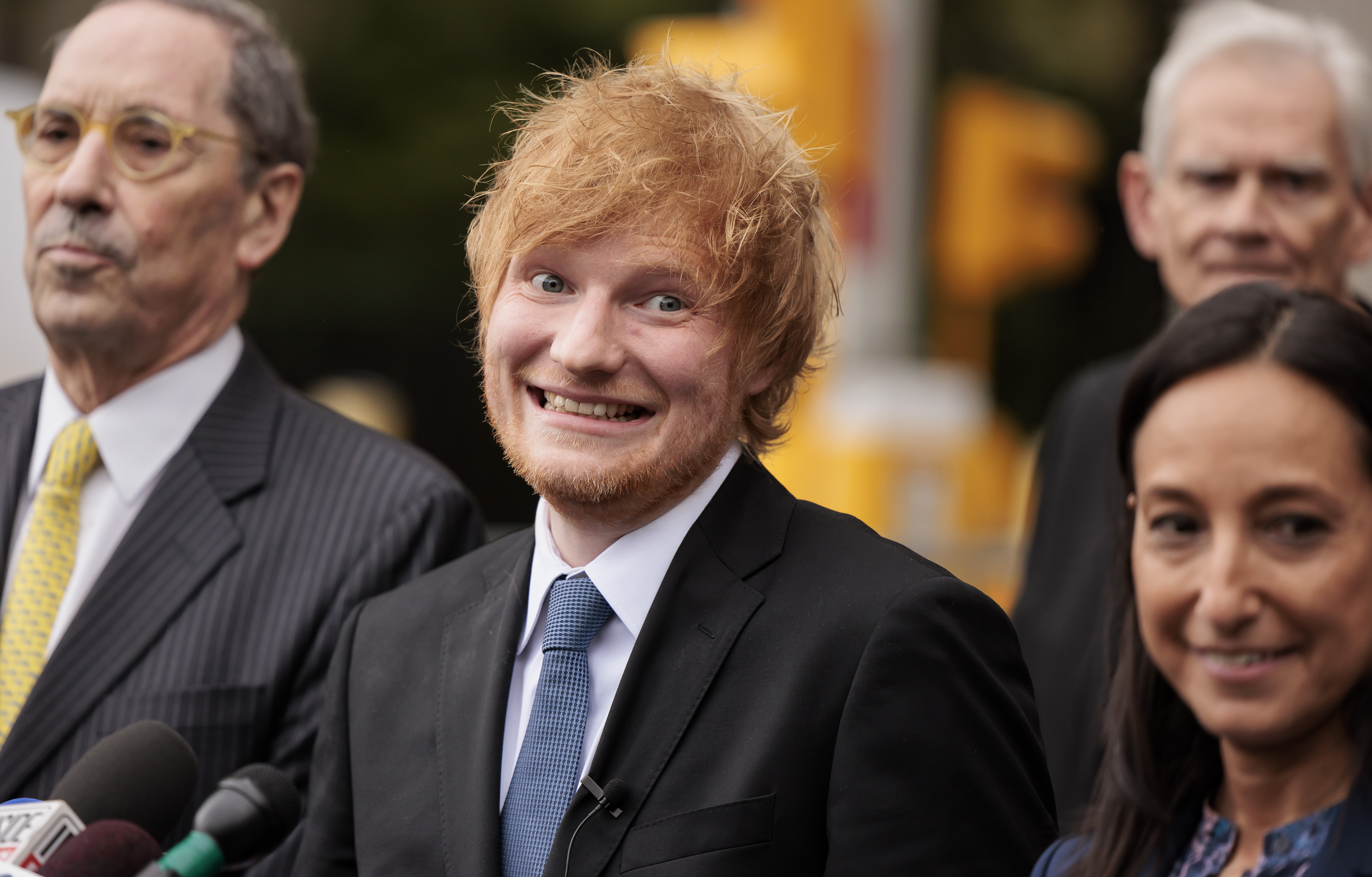 ¿No les gustó la canción? Ed Sheeran canta para la selección de Inglaterra y la reacción de los jugadores genera comentarios en redes sociales