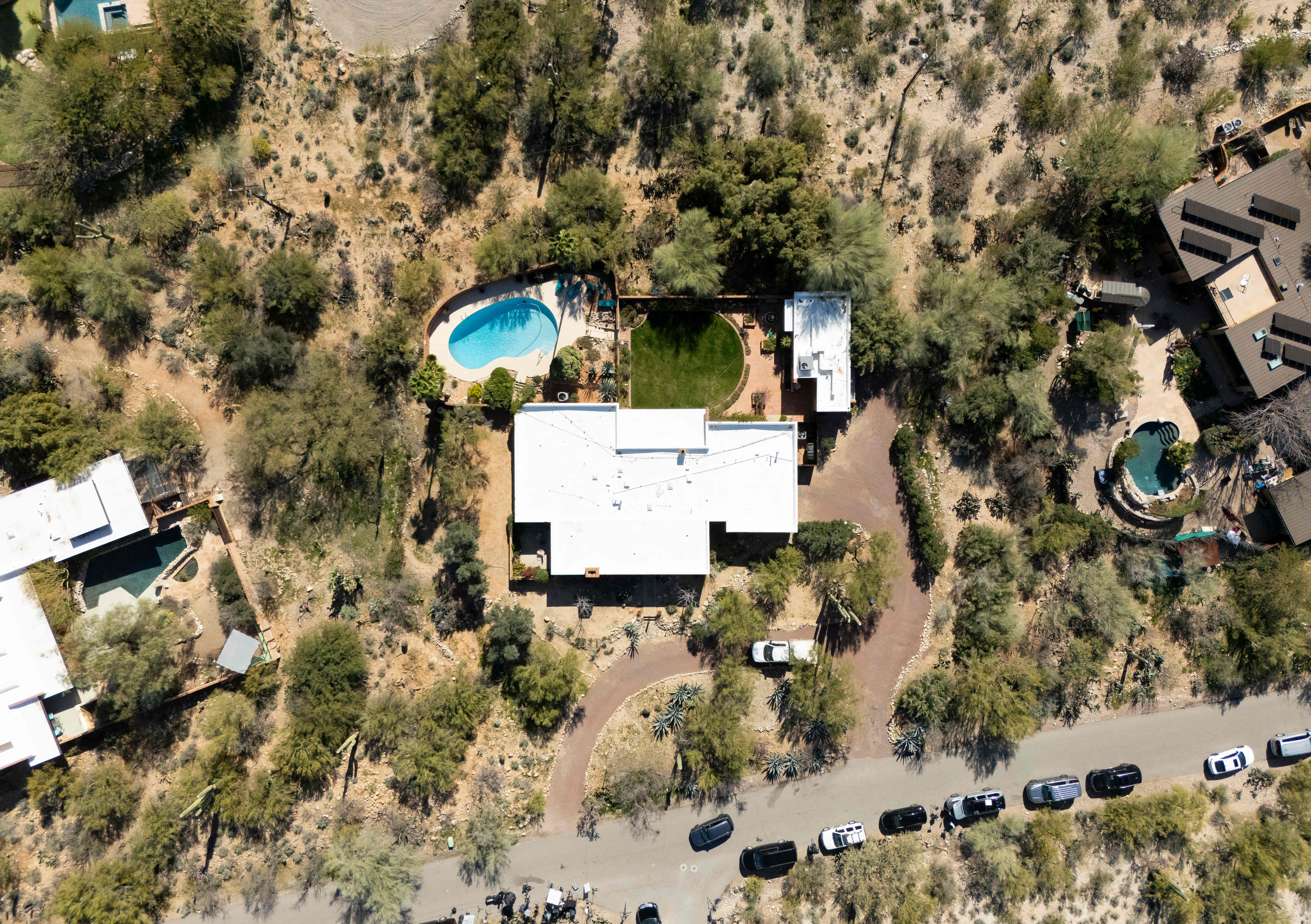 Search Continues In Tucson Area For Missing Mother Of NBC Host Savannah Guthrie