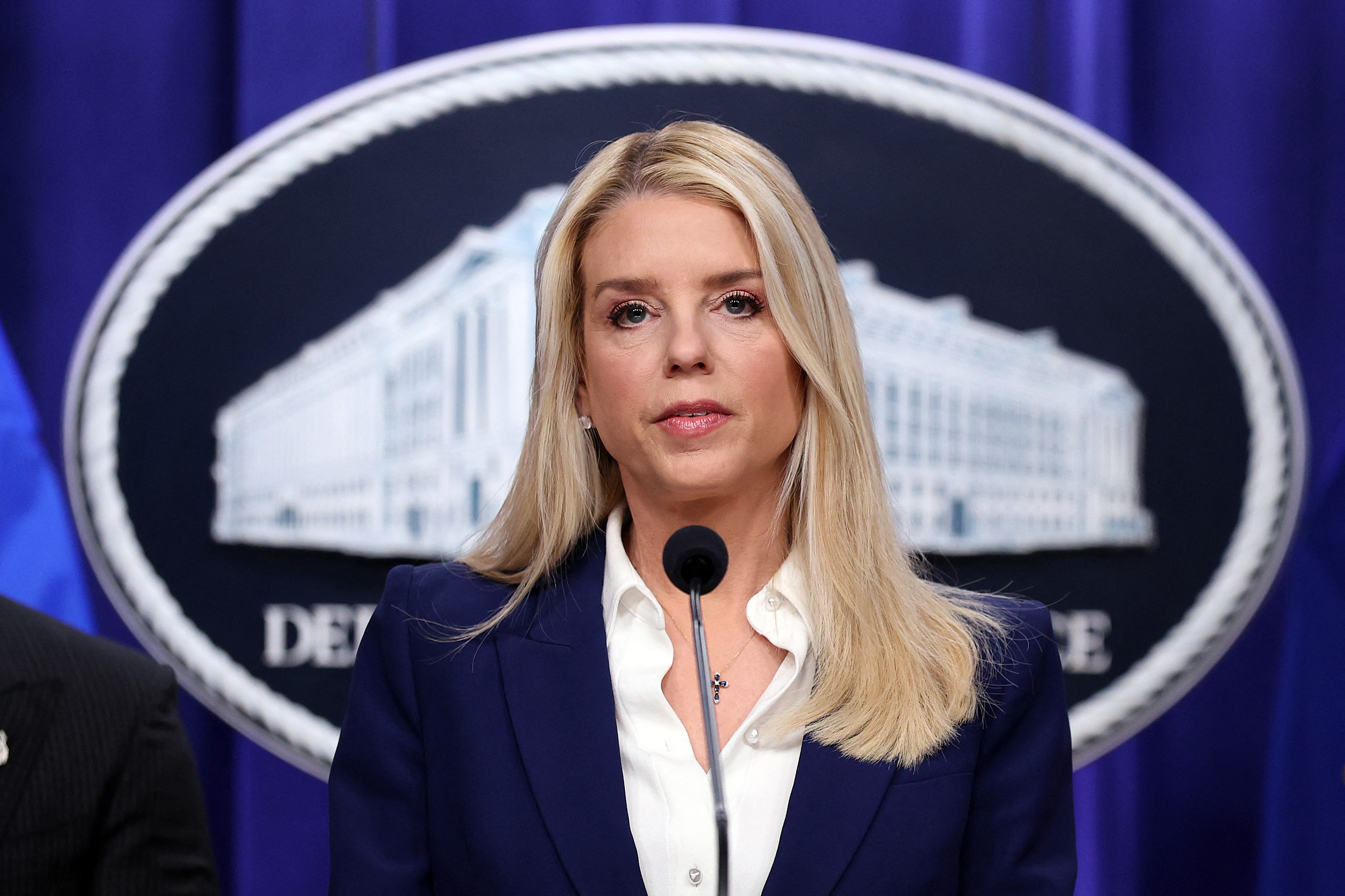 La fiscal general de Estados Unidos, Pam Bondi. (Foto Prensa Libre: Kevin Dietsch/Getty Images/AFP). 