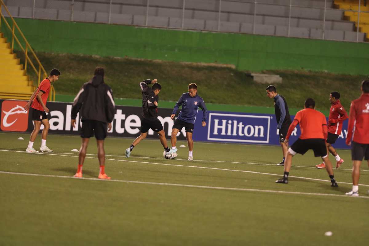 Xelajú MC recibe esta noche al cuadro del Monterrey. (Foto Prensa Libre: Douglas Suruy).