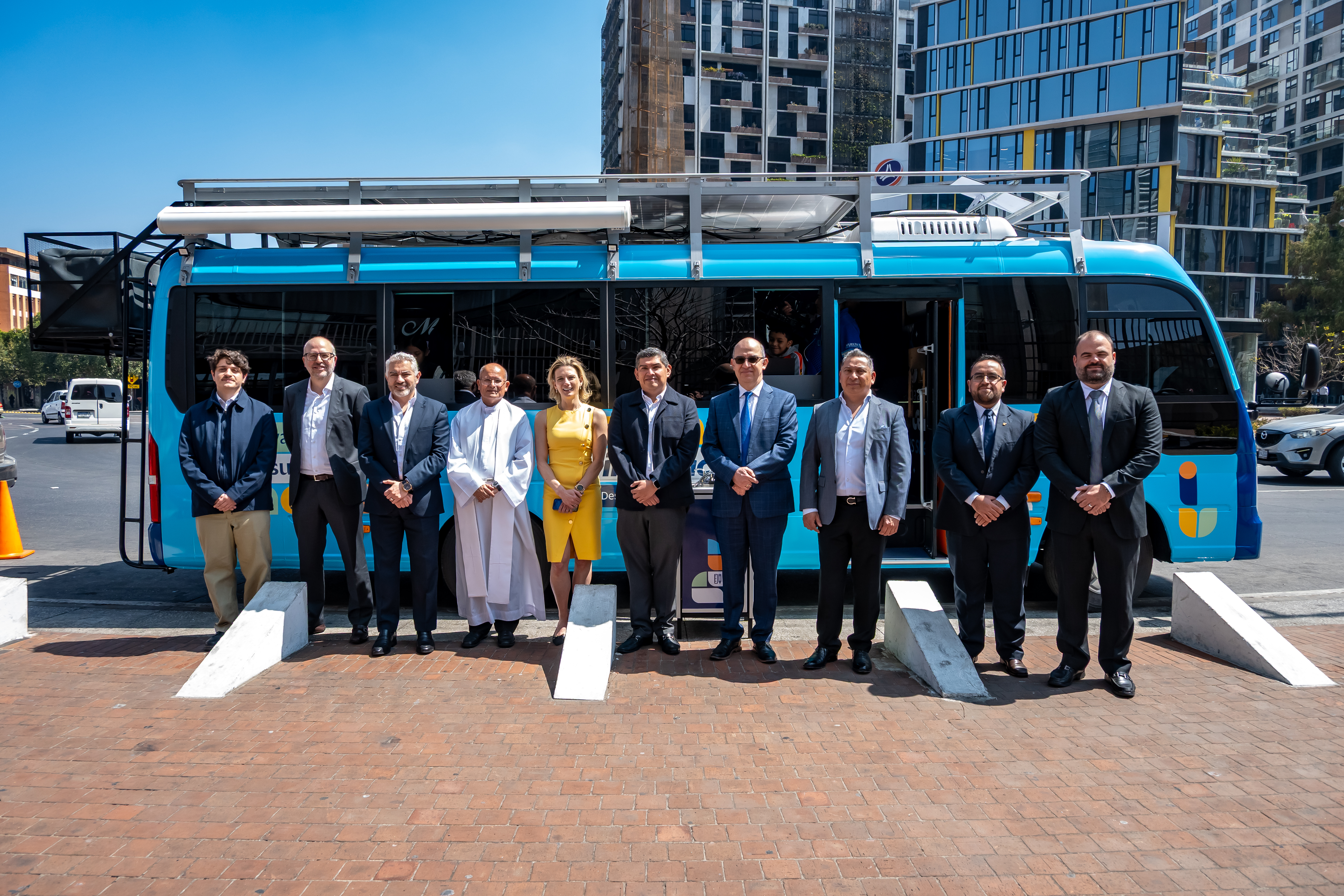 Amplía el alcance de tecnológico móvil acerca herramientas digitales